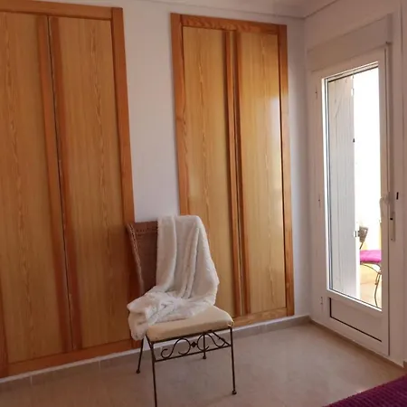 Casa Jirafa Con La Vista غران ألاكانت