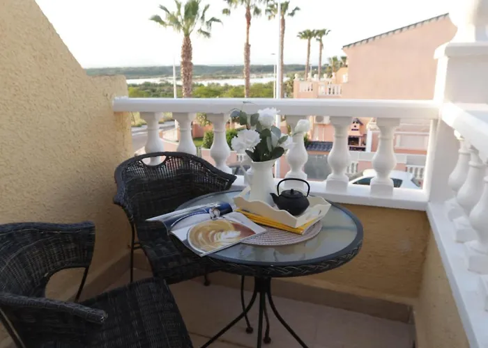 Casa Jirafa Con La Vista